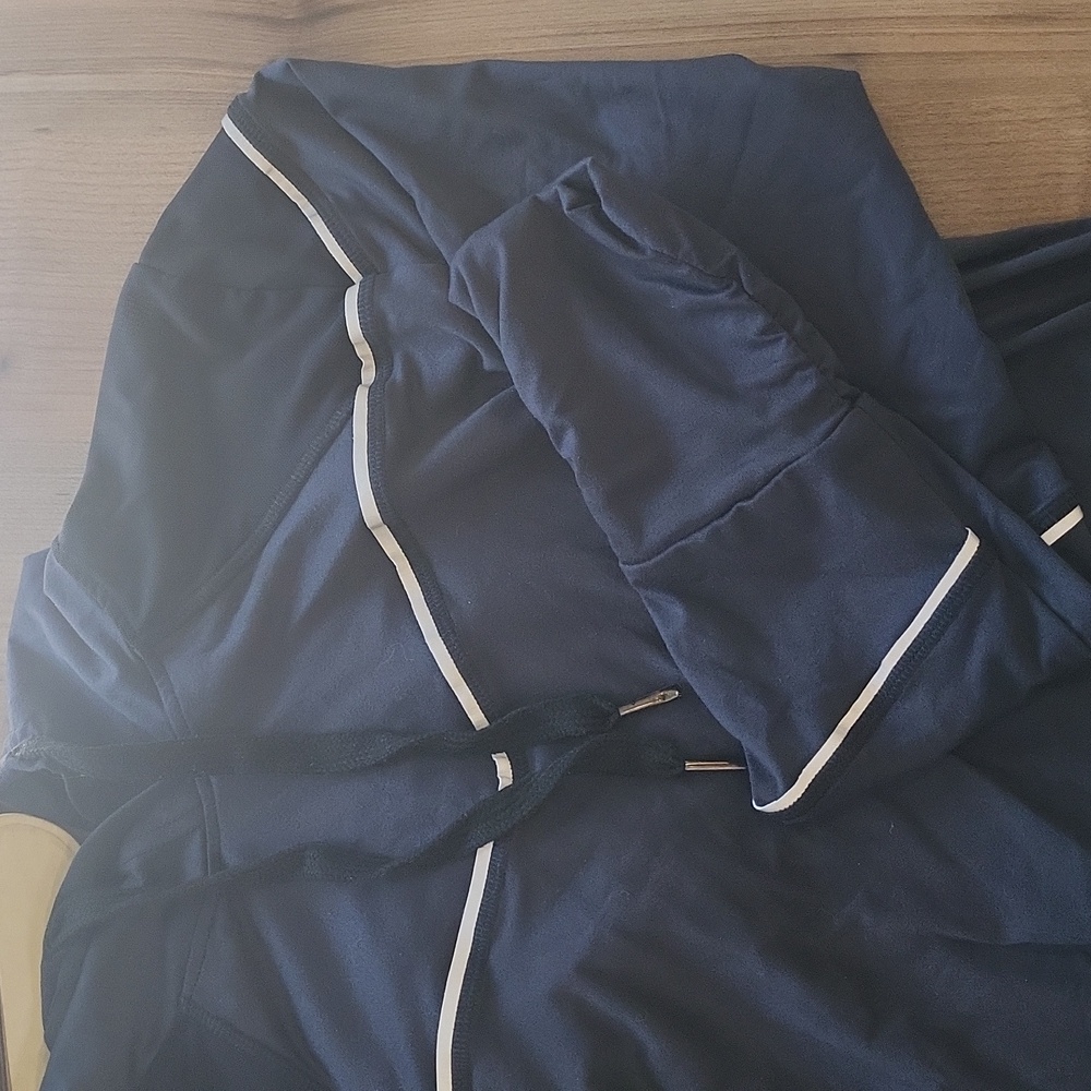 Born primitive hoodie
